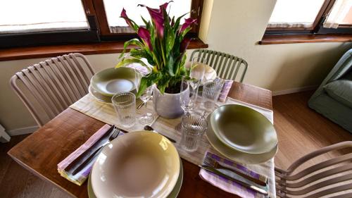 Bergamo Apartment | Discover Il Giardino di Berbech Città Alta – Pet Friendly Retreat