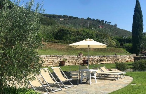 Cascine-La Croce House | Exceptional Stays at Il Giardino di Flora with Pool Access