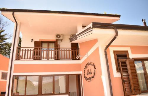 Lauria Bed & Breakfast | Pet-Friendly Il Giardino di Vincenzina B&B with Hot Tub