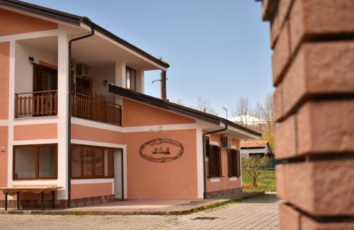 Lauria Bed & Breakfast | Pet-Friendly Il Giardino di Vincenzina B&B with Hot Tub