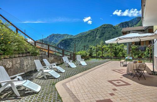 Ville del Monte House | Family-Friendly Retreat at Il Giardino In Montagna