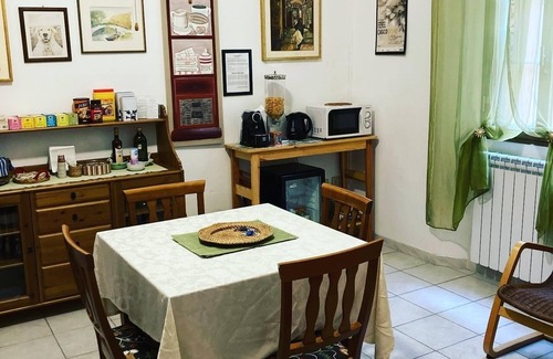 Saragozza-Porto House | Discover Il Giardino nel Parco R&B: 9/10 Guest Rated Retreat