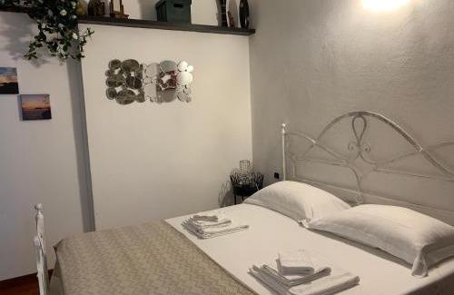 Tellaro House | Tropical Getaway at Il Giardino Segreto - Rated 9.1/10