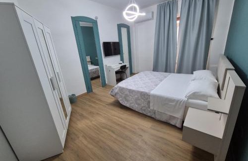 Aversa Bed & Breakfast | Inviting Il Giramondo: Poolside Relaxation Awaits You