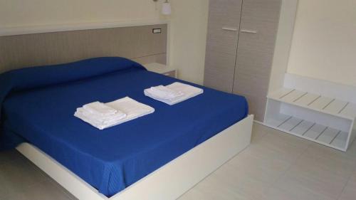 Gianola House | Relax at Il Girasole Formia with Ocean Views & Beach Access