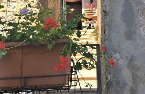 Caprino Veronese Apartment | Discover Il Girasole: Pet & Child Friendly Retreat