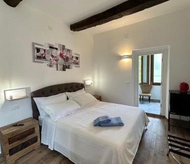 Oltretorrente House | Pet-Friendly Getaway at Il Glicine - Rated 9.3/10 by Guests