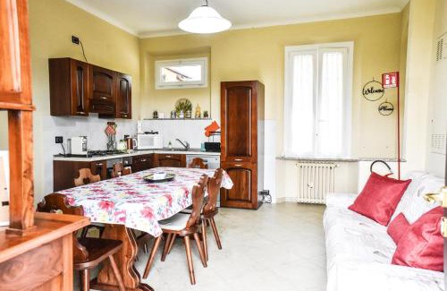 Castelletto Sopra Ticino Apartment | Guest Favorite: Il Glisentino with Breakfast & Family Care