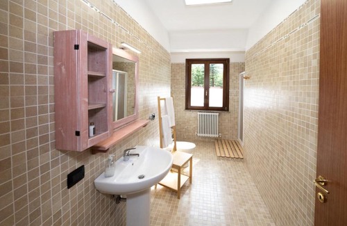 Villa Minozzo Bed & Breakfast | Family-Friendly Retreat at Il Golfarone - Rated 9.6/10