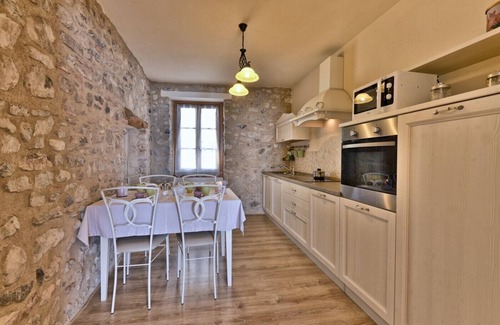 Oldesio Apartment | Scenic Il Grano Rebomaholidays with Lake View & Spa