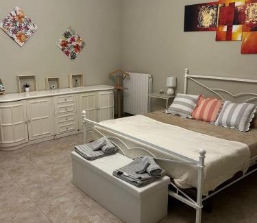 Posta Fibreno Bed & Breakfast | Oceanfront Escape at IL Lago dei sogni - Guest Rated 10/10