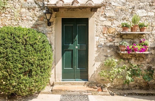 Impruneta House | Top-Rated Il Melarancio Country House with Family Amenities