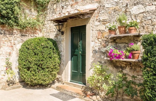 Impruneta House | Top-Rated Il Melarancio Country House with Family Amenities