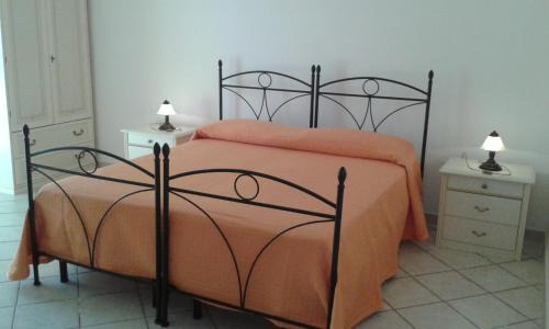 Vignacastrisi Bed & Breakfast | Cozy IL MELOGRANO B&B: Highly Rated with Breakfast & Kids' Fun
