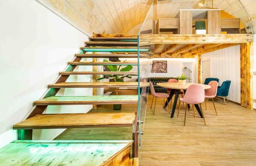 Santeramo in Colle Bed & Breakfast | Relax at Il Melograno - Suite: 4-Star Stay with Hot Tub