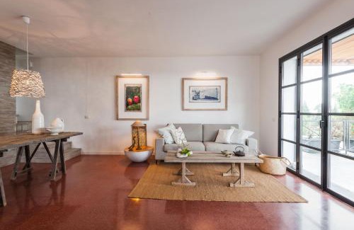 Lavinaio-Monterosso Apartment | Beachfront Il Minicucco Apartments with Pool & Ocean View