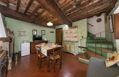 Chianni House | Pet-Friendly Il Mirtillo: Guest Rated 9.5/10 Experience