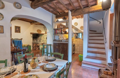 Gaiole in Chianti Villa | Relax at Il Nibbio in Scenic Gaiole, Chianti Tuscany