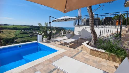 San Vito Chietino Bed & Breakfast | Exceptional Il Nido B&B with Ocean View & Pool Access
