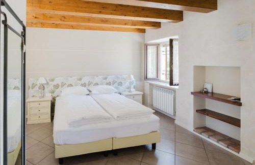 Toscolano Maderno Bed & Breakfast | Pet-Friendly Il Nido dei Gufi with 9.7/10 Guest Ratings