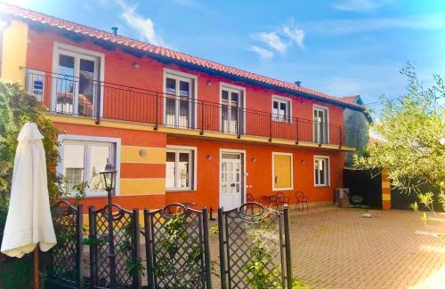San Maurizio Canavese House | Discover Il Nido dei Gufi: Pet-Friendly Retreat Rated 9.6