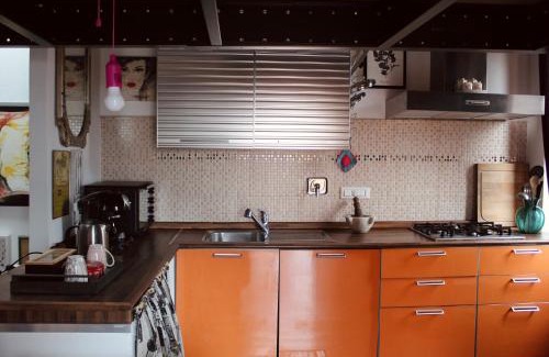 Fezzano Apartment | Pet-Friendly Retreat at Il Nido delle Taccole - 8.4/10 Rating
