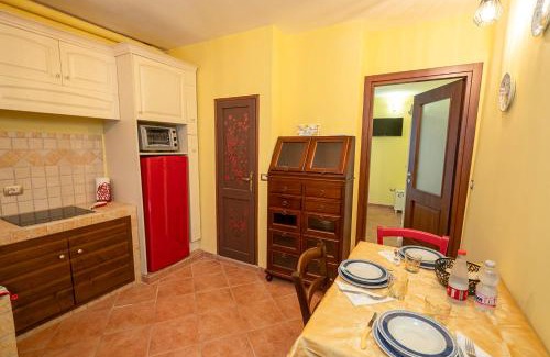 Capodimonte Apartment | Idyllic Il Nido sul Lago: Pet & Child-Friendly Retreat