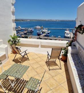 Isola del Borgo Antico Apartment | Pet-Friendly Haven at Il Palazzino - Rated 9/10 by Guests