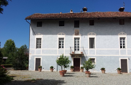 Savigliano Villa | Experience Il Palazzo: Tennis, Pool & Ocean Views Await