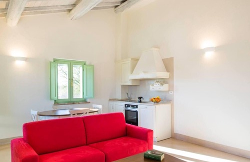 Marsciano Apartment | Il Papavero lovely suite with park view