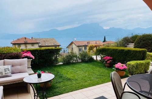 Torri del Benaco Apartment | Scenic Il Paradiso Apartments with Great Lake Views