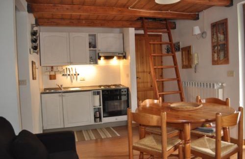Ovindoli Apartment | Cozy Appartamento ad Ovindoli - Pet & Child Friendly Retreat
