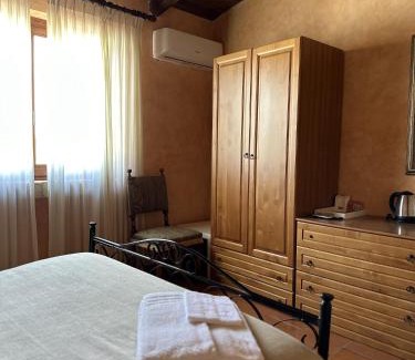 Citta Sant'Angelo House | Relax at Il Podere degli Asinelli - Pet Friendly Retreat