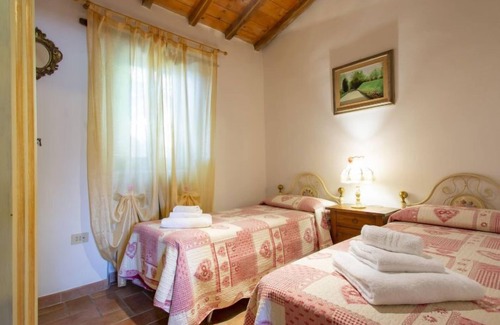 Dicomano House | Discover Il Poderino: 10/10 Rated with Private Pool & Spa