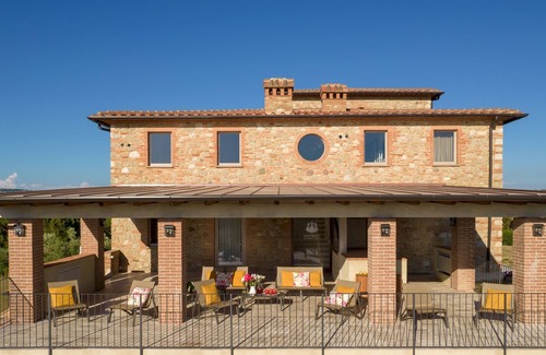 Volterra Villa | Relax at Il Poggiarellone 18 with Pool and Spa Amenities