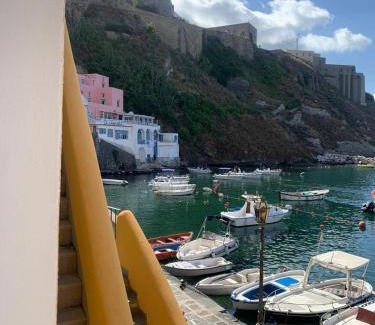 Procida Apartment | Family-Friendly Retreat at Il Porticciolo House