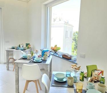 Tiberio Bed & Breakfast | Explore Il Portico B&B Capri: Family-Friendly Retreat