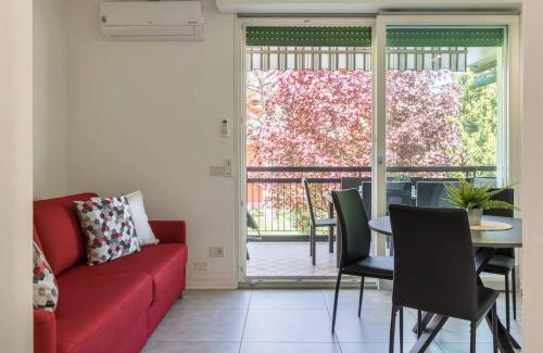 Pieve Vecchia Apartment | Beautiful Il Professore Lakefront with Ocean View Amenities