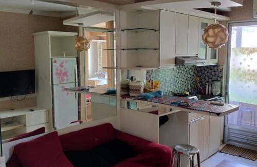 Cipete Utara Apartment | Pet-Friendly Retreat with Pool & Family Amenities - IL Property