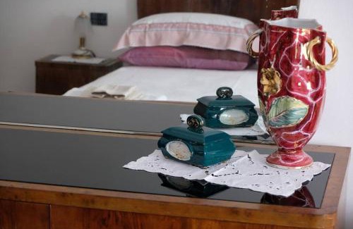 Quartiere Al Mare Apartment | Vintage Elegance at il Quadrifoglio - Pet & Child Friendly