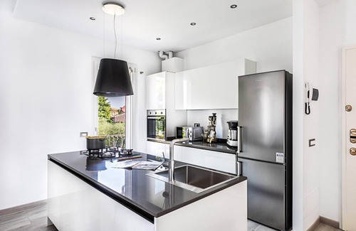 Colombare Apartment | Relax at Il Quadrifoglio D4 with Pool & Breakfast Options