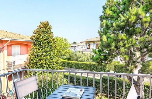 Colombare Apartment | Relax at Il Quadrifoglio D4 with Pool & Breakfast Options