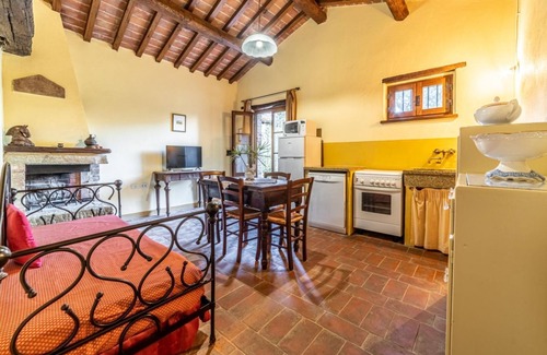 Marciano della Chiana Apartment | Discover "Pozzale" IL QUERCIOLO - Family-Friendly Tuscany Retreat