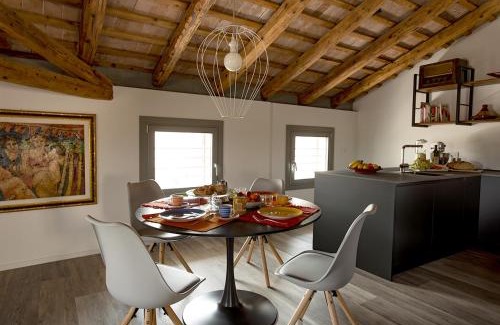 Crocetta del Montello House | Discover Il Re Della Cantina - Pet & Child Friendly Stay