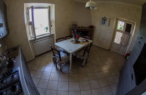 Marliana House | Top-Rated IL REDO Holiday Home with Private Pool & Breakfast