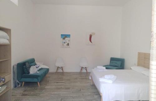 Torre Archirafi House | Il Regno delle due Sicilie: Family-Friendly Beach Retreat