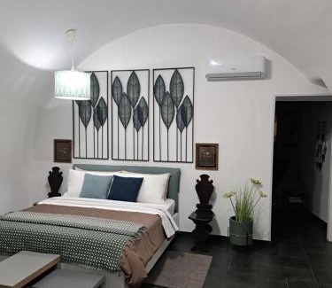 Quartieri Spagnoli Apartment | Experience the Heart of Naples at IL RICORDO Hotel