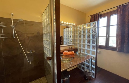 Boscomare House | Discover Il Rifugio: Oceanfront Oasis with Private Pool