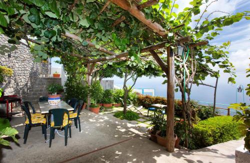 San Michele House | Inviting Il Rifugio Di Ela: Pet & Child Friendly Escape