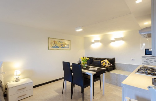 San Lorenzo della Costa Apartment | Discover Il Rifugio di San Massimo: Oceanfront Getaway